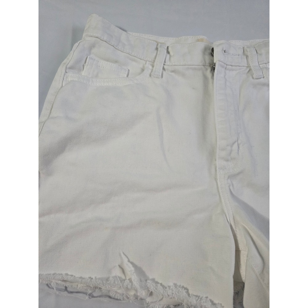 Universal Thread White Denim Boyfriend Shorts Size 4 High Rise Frayed Raw Hem - Picture 4 of 14